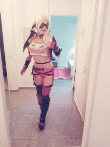 Hot Harley Quinn Selfie by Miu Moonlight