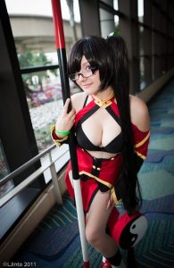 cosplay-cleavage