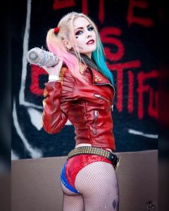 sexy-Harley-Quinn-by-Maid-of-Might