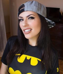 sexy-girl-batman-shirt