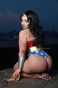 wonder-woman-cosplay-by-sofia